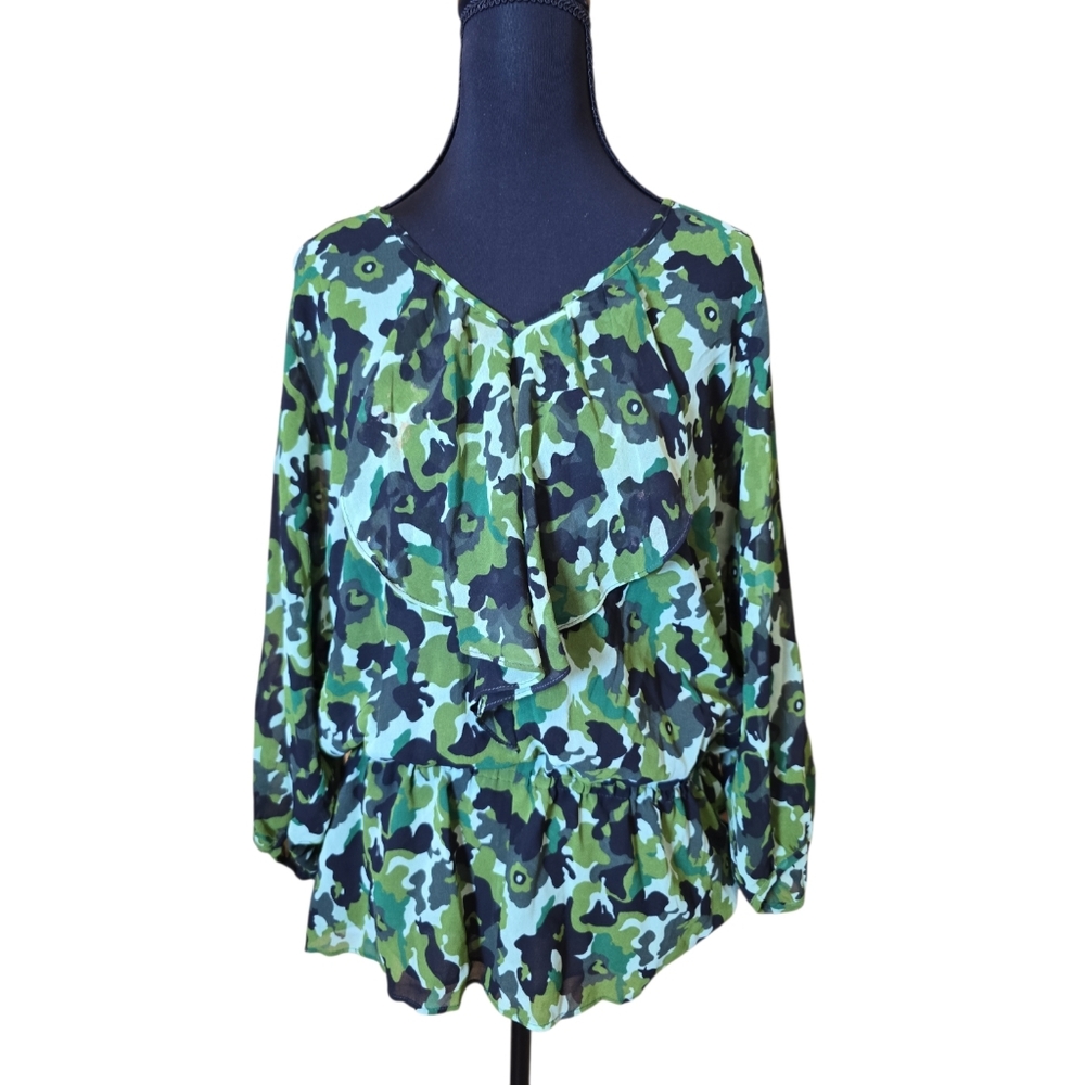 Ellen Tracy Green Camouflage Blouse M - Picture 1 of 6